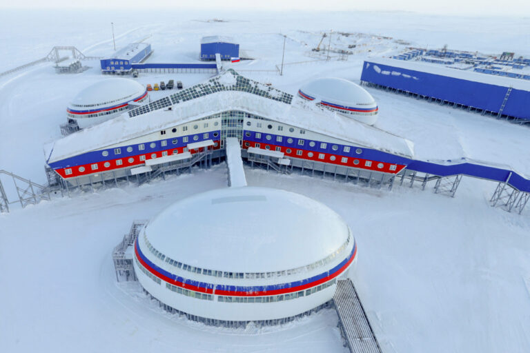 Un complexe industriel en Arctique (Russie)